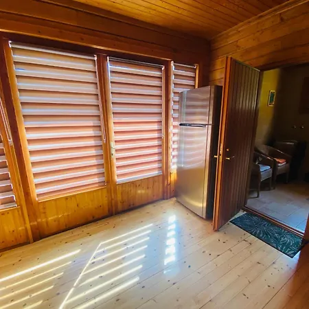 Paradsasvari Sasfeszek Appartement Parád