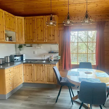 Paradsasvari Sasfeszek Appartement Parád
